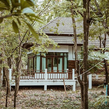 Tak Andaman Resort & Hotel Екстер'єр фото