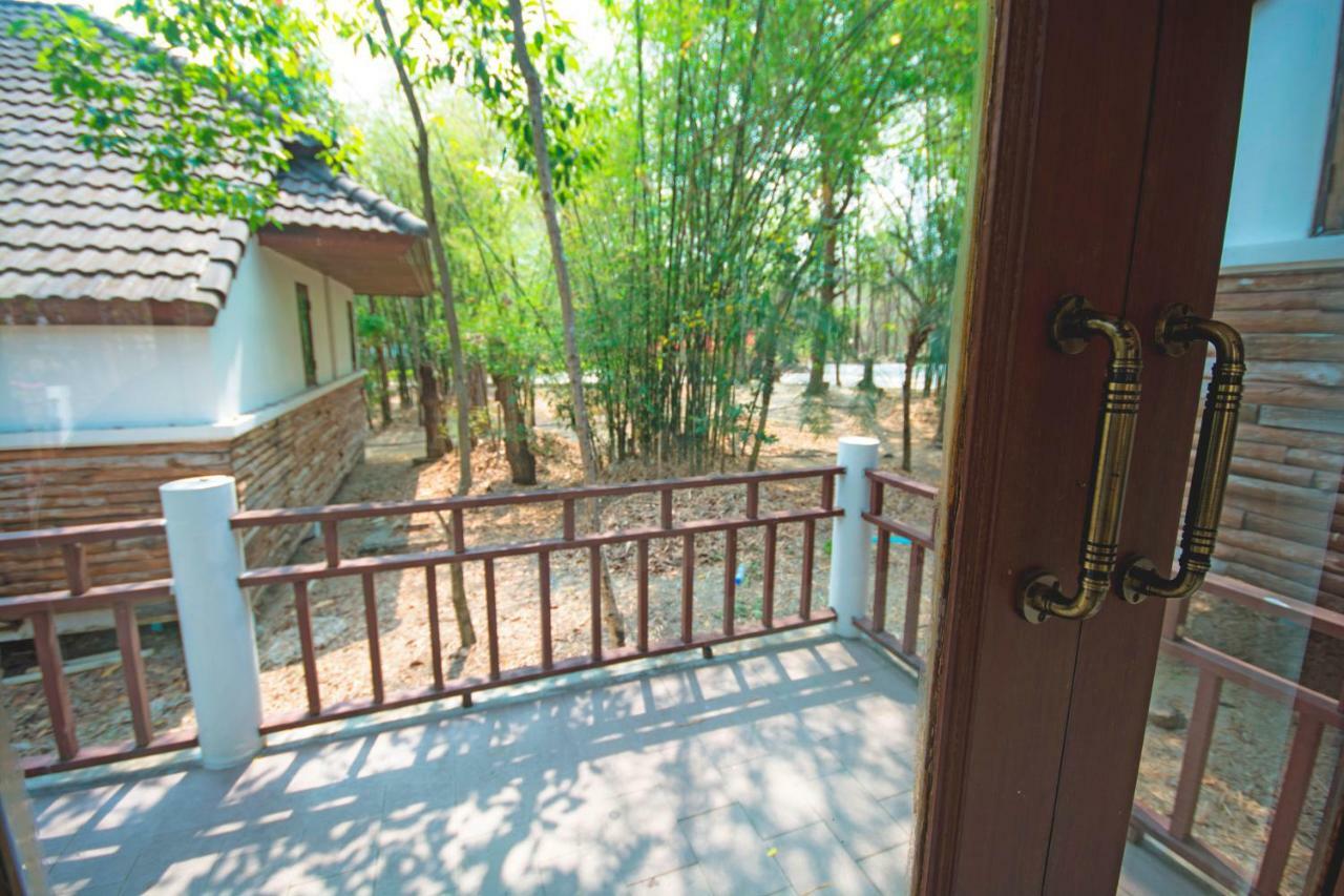 Tak Andaman Resort & Hotel Екстер'єр фото