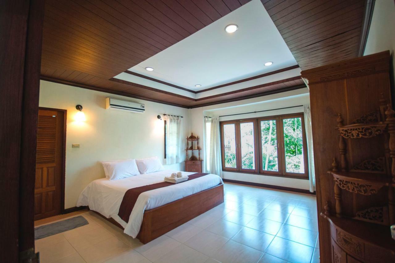 Tak Andaman Resort & Hotel Екстер'єр фото